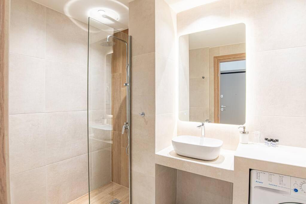 Appartamento Peaceful Shelter In Atene Esterno foto